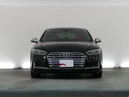 弊社グループ全国8店舗（Audi Approved Automobile有明・世田谷・調布・豊洲・江戸川・みなとみらい・堺・箕面・大阪南）の車両はすべて当店でご案内可能です。