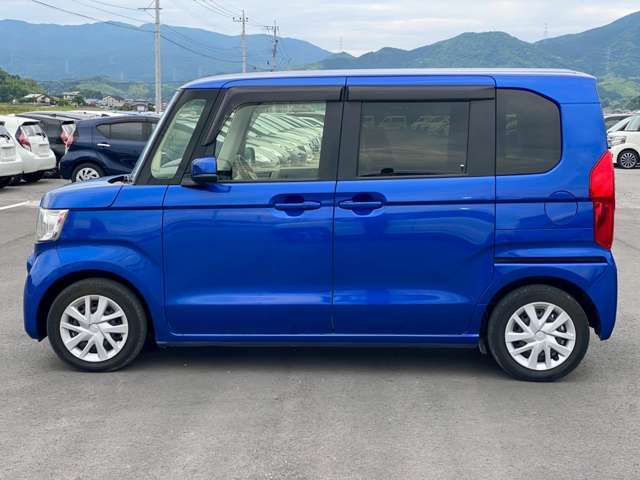 ★画像や動画を見ただけでお車の検討を進める事に抵抗がある方でも気軽に利用できるオンライン商談ならお車の検討はもちろん営業担当や店舗の様子も生中継でご覧いただけますので安心してお車をご検討頂けます。