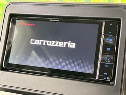 【ナビゲーション】目的地までしっかり案内してくれる使いやすいナビ。Bluetooth接続すればお持ちのスマホやMP3プレイヤーの音楽を再生可能！毎日の運転がさらに楽しくなります！！