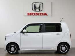 ボディカラーはプラチナホワイトパールです。