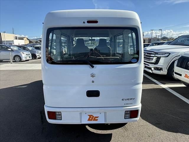 気になる車両などあれば、すぐにお問合せ下さい！右のカーセンサー専用ダイヤルからお電話いただくとスタッフがご質問にお答えいたします。