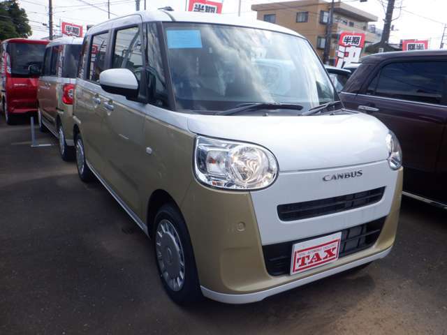 人気の登録済・届出済未使用車やおすすめ中古車を展示中！！各社メーカーの人気の軽自動車・小型車・普通車・大型車まで高須自動車にお任せ下さい！！日々新しい展示車両が続々入荷中です！！