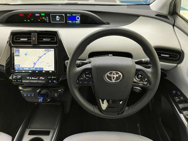 YouTubeにお車の紹介動画を掲載しております。画像ではわかりにくい細かなところまでご紹介♪ご視聴用URLはお問い合わせください。