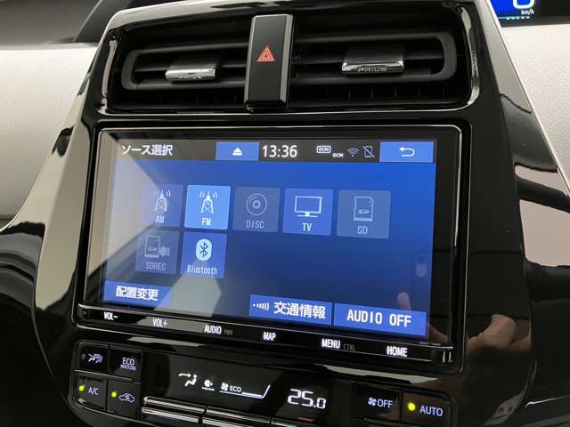 ブルートゥースに接続することにより、スマホに入ったお気に入りの音楽を車内で楽しむことができます♪あると本当に便利な機能になっています！