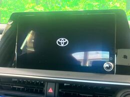 【8インチディスプレイオーディオ】大画面のディスプレイはAppleCarPlayやAndroidAutoが利用可能。大きな画面でスマホナビアプリ等が利用いただけます♪