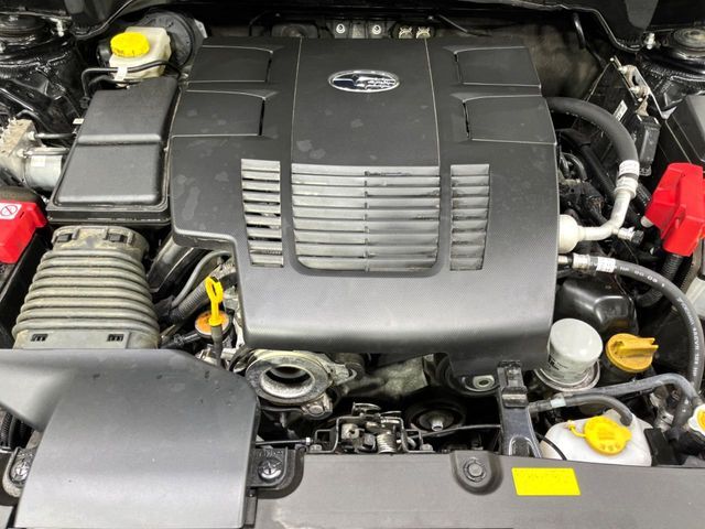親切・丁寧な専門メカニックスタッフが応対！・車検・点検整備・事故等の修理などアフターサービスも安心。お車のカスタマイズもネクステージのサービススタッフまでご相談ください！
