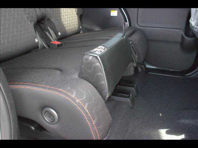 アベカツ自動車ならお車を見て、触って、乗って選ぶことが出来るのでお気に入りのお車がきっと見つかるはずです☆