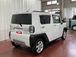 街中の運転でも、ロングドライブでも、さまざまな工夫で運転しやすく快適です