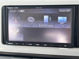 こちらオーディオ周りの写真になります。動作確認済みです。詳しい機能に関しましては装備欄を確認ください。車によっては多機能なナビなど、充実したオーディオがついている車両もあります。