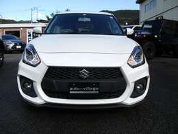 人気のスイフトスポーツ入庫致しました☆　カーセンサーネットから入りますと、沢山の複数画像がご覧になれますのでおすすめです（画像65枚有）