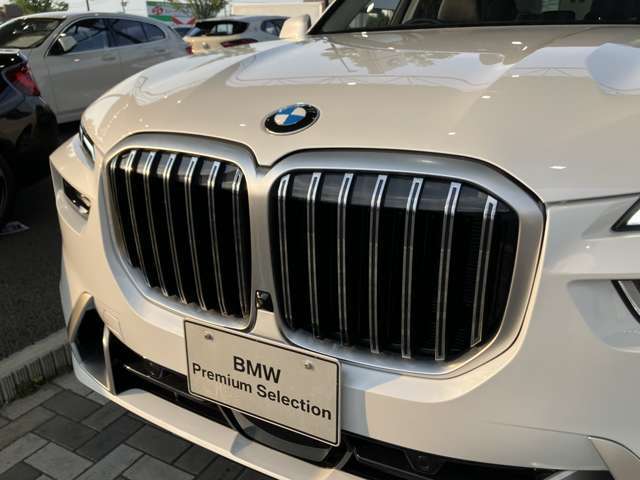 このお車は【浦和美園支店】に展示中です！ご来場、お問い合わせをスタッフ一同お待ちしております。＜住所＞埼玉県さいたま市緑区美園6-11-1　＜TEL＞048-812-2525