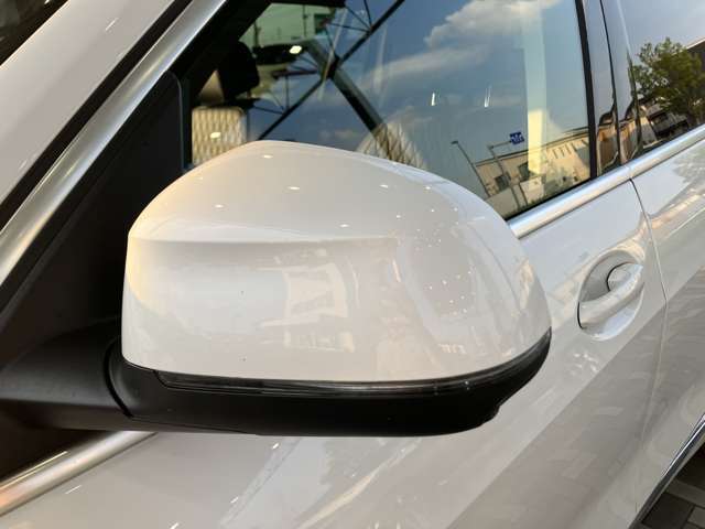 このお車は【浦和美園支店】に展示中です！ご来場、お問い合わせをスタッフ一同お待ちしております。＜住所＞埼玉県さいたま市緑区美園6-11-1　＜TEL＞048-812-2525