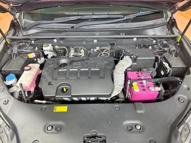 親切・丁寧な専門メカニックスタッフが応対！・車検・点検整備・事故等の修理などアフターサービスも安心。お車のカスタマイズもネクステージのサービススタッフまでご相談ください！