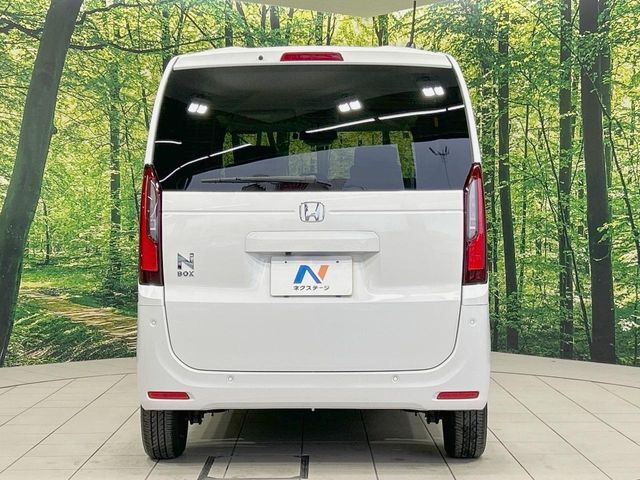 安心の最長10年・走行無制限保証（有償）をご用意。保証内容も充実はもちろん、無料点検＆オイル交換や、年中無休の全国・24時間ロードサービスも付帯されておりますのでご安心下さい。