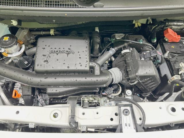 親切・丁寧な専門メカニックスタッフが応対！・車検・点検整備・事故等の修理などアフターサービスも安心。お車のカスタマイズもネクステージのサービススタッフまでご相談ください！