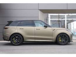 オプションのカーボンホイールについては、24台までの提供でした。