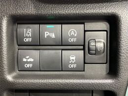 【スズキ　セーフティサポート】走行中に前方の車両等を認識し、衝突しそうな時は警報とブレーキで衝突回避と被害軽減をアシスト。より安全にドライブをお楽しみいただけます。