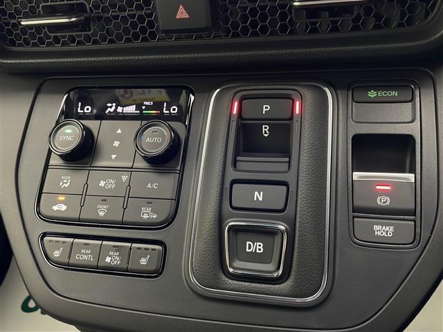気になる車はお電話やメールで当店にお問い合わせください。なお、お電話での在庫の取り置きはできません。ご来場の際は、商談が重なる事が増えていますので事前に在庫有無をご確認くださいませ。