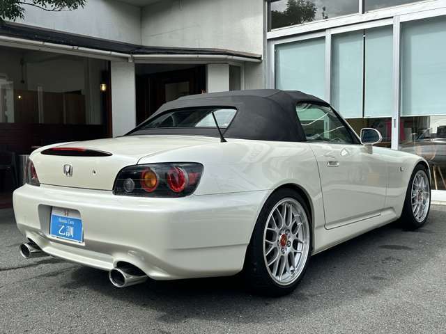 【1台限り】ご覧いただいている車両は1台限りの在庫となっております。まずは右下赤いボタン「トークでお問い合わせ」より在庫確認と見積もり依頼を！
