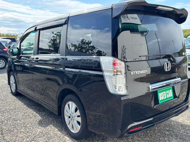 「陸送費用が高い」や「納期が遅い」などで、お困りの県外にお住まいのお客様は必見★当社では来店型のお渡しも可能です！お気に入りのお車がございましたら、お気軽にご相談ください（一部地域不可）☆