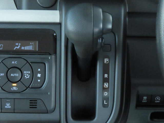 シフトレバー画像です！