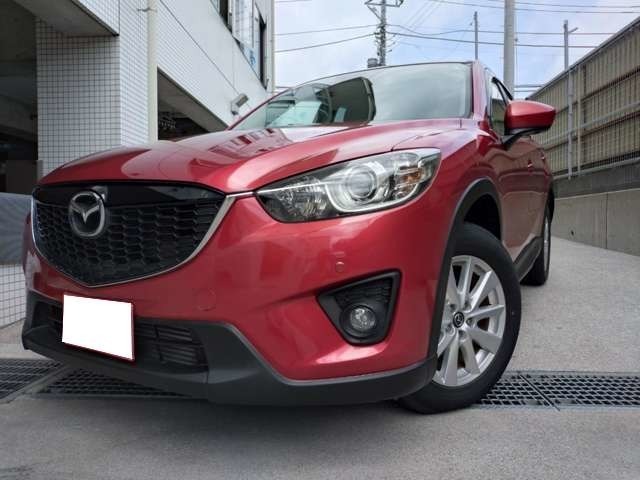 ワインレッドのCX-5AWD入庫しました。当店の車両ご覧いただき誠にありがとうございます！！ぜひ、最後の画像までご覧ください！！気になる点は、お気軽にお問い合わせください☆彡