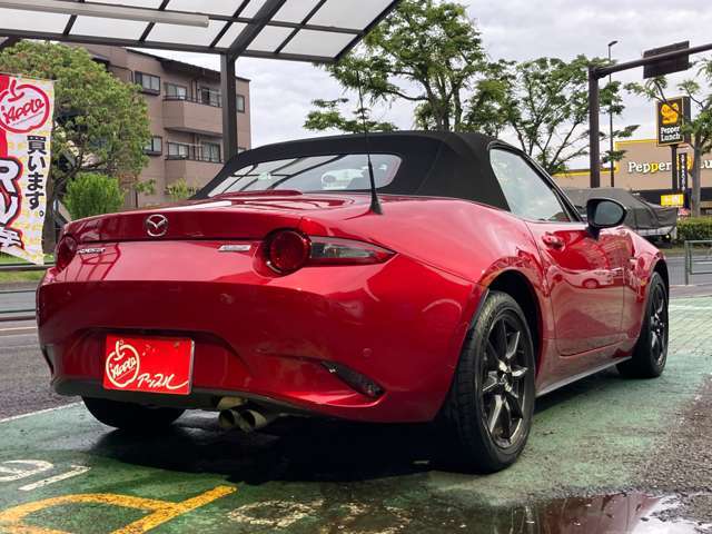 室内は明るく、とてもキレイに保たれています！中古車は見つけたタイミングも1つの縁だと思いますよ！