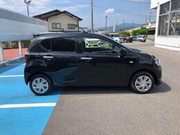 納車前にはプロのメカニックが点検、整備を行いますので安心してお乗り頂けます！（＾＾）！