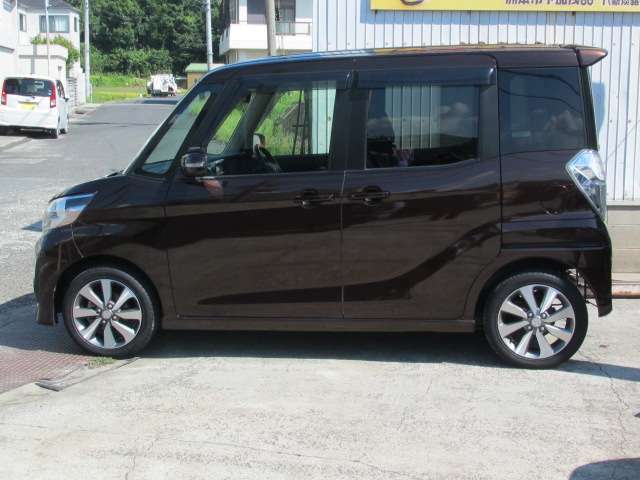 左側面画像！リヤガラスは全面安心のプライバシーガラスです☆