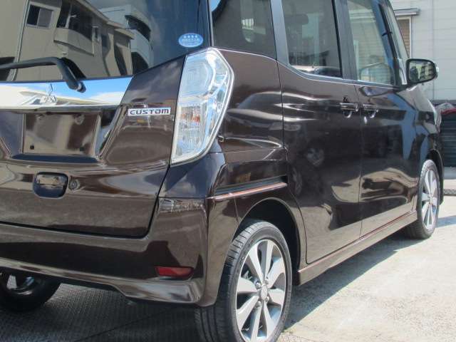 自動車保険の代理店でもありますので、保険のご相談もお待ちしております。