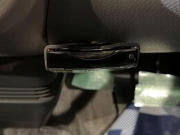 【ETC】高速道路の料金所をストレスなく通過！話題のスポットやサービスエリアに多い「スマートIC」利用時は必須のアイテムです。当店でセットアップを実施、ご納車当日からすぐにご利用いただけます！