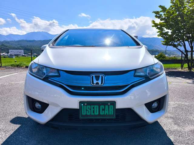 当店のお車は、指定の認証工場にて点検を行っております。また、第三者保証にて全車全部位保証をご用意しております。3つの保証プランを用意しておりますので詳しくはスタッフまで！！