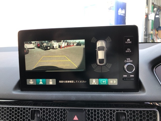 【バックカメラ】駐車時に安心のバックカメラが装備されています！