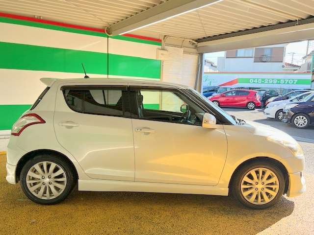禁煙車です！また、ミラーウインカー・ドアバイザー・プライバシーガラス付きです！
