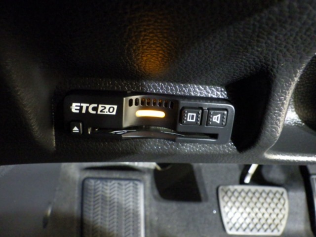 ETC付！高速道路の料金所はキャッシュレスで通過です！サービスエリア等にあるスマートインターの出入りも利用可能でとっても便利☆ご納車後すぐにお使い頂けるようセットアップしてのお渡しとなります。
