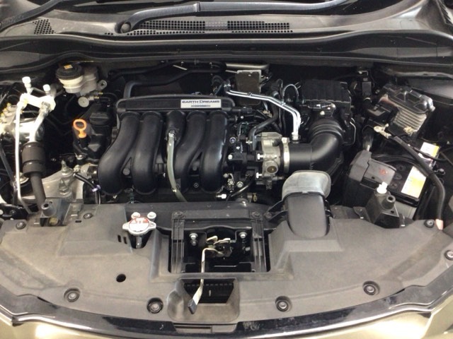 【ピカピカクリーニング】ボディ廻りはもちろん室内・シート・エンジンルーム・トランクルームなど隅々まで専門スタッフが徹底的にクリーニングし磨き上げました☆綺麗なお車で快適なドライブをお楽しみ下さい