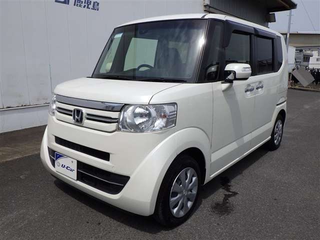 当店はCMでおなじみの、中古車合同展示場「KTSオートシティ」内の中央付近にありオレンジ色の看板が目印です。