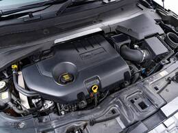 2Lディーゼルターボエンジン搭載！180ps/430N・m！低回転から力強いトルクを発生し発進や加速、追い越しもスムーズに。多段階9ATがエンジンの力を効率的に伝達！快適なドライブをお楽しみください♪