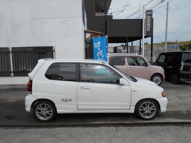 走行距離は多いですが、エンジン、ミッション等の機関も良好です。