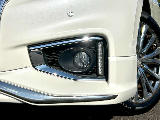 「フォグランプ」　霧の中ではヘッドライトではなく、コチラを使いましょう♪