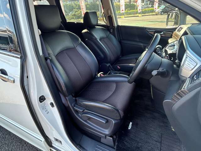 「運転席」　シートなどの状態も良く、目立つような傷や汚れはありません！