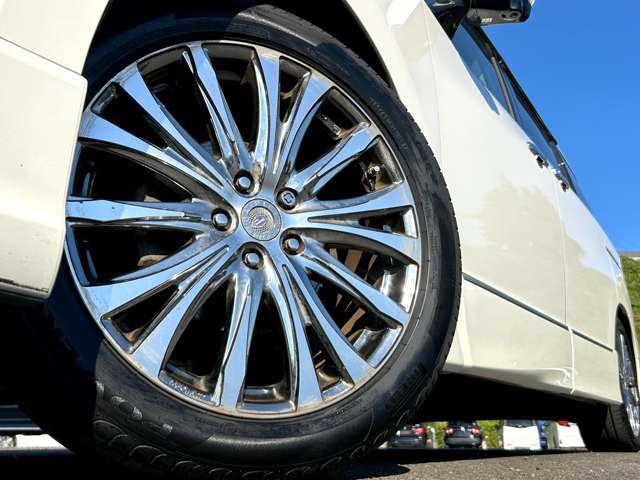 「WORKアルミ」19インチアルミホイール！各メーカー社外ホイールの販売も承ります！ご相談ください！