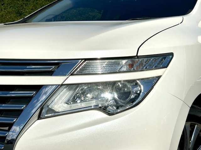 「LEDヘッドライト」　明るい！省電力！長寿命！暗い夜道も安全に運転できますね♪