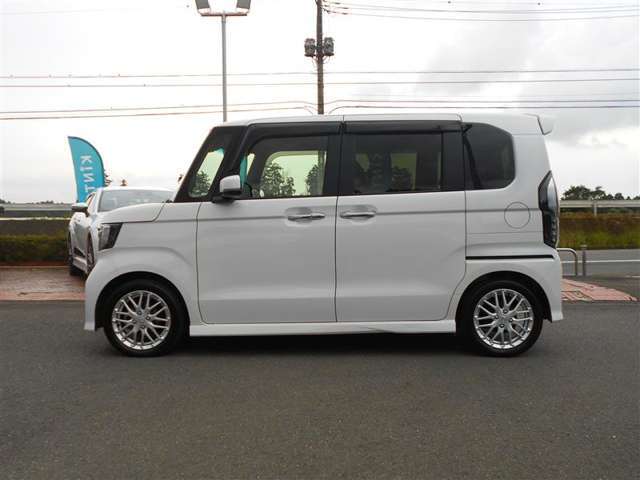 写真ではわかりづらい車輌状態もお電話頂ければご説明させて頂きます。