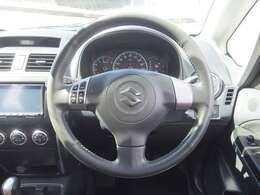 ◎ステアリングも大きな擦れなどもなく綺麗です！◎