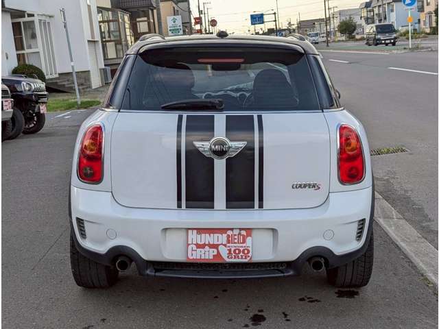 インスタグラムも毎日更新中！お店の様子やご納車までのお車の情報を随時ストーリーに載せております！スタッフやお店の雰囲気も感じとっていただけるかと思います！100gripで検索ください！！