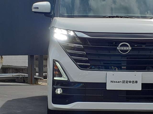 【LEDヘッドライト】明るく消費電力の少ないLEDヘッドライト！夜間や雨の日でも安心して運転が出来ます！
