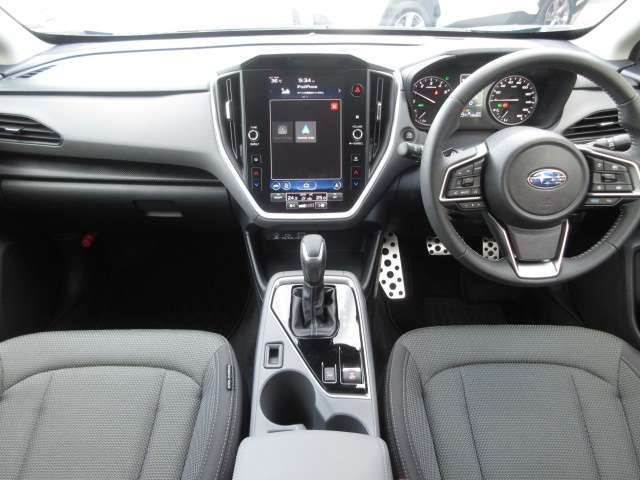 ご納車後も安心なプレミアム保証をご提案いたします。ナビや電装品、エアコンなども含めた600項目の充実した保証内容と安心のロードサービス付帯でサポートいたします。詳細はお尋ねください。