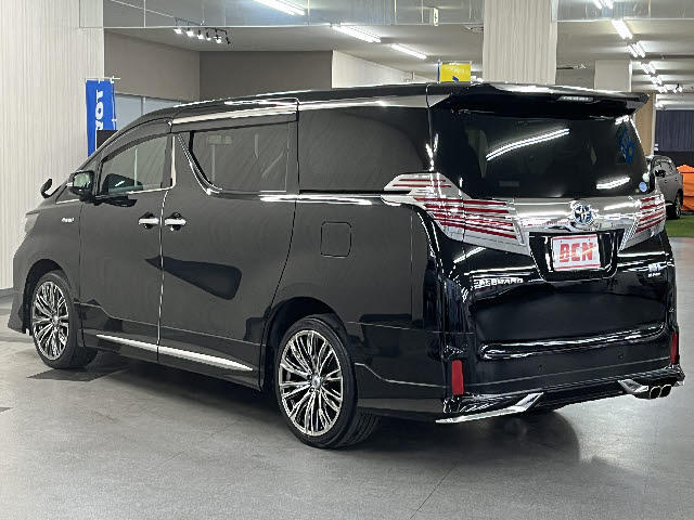 最長8年間の保証制度も充実しています！中古車にも新車保証内容が付帯可能！ここまで出来るのは、品質に自信があるからこそです！