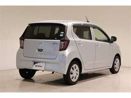 ■車両検査証明書■　　中古車の内外装の状態などを一目で分かるよう、検査員が実施した「車両検査証明書」をご用意しております。